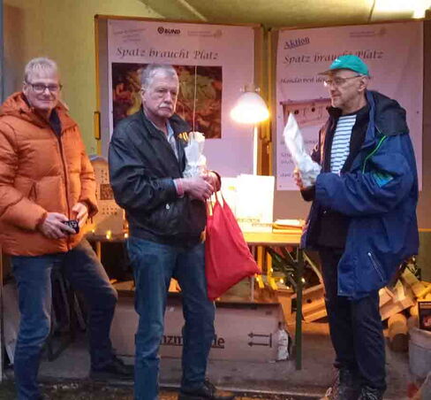 Ebereschen vergeben